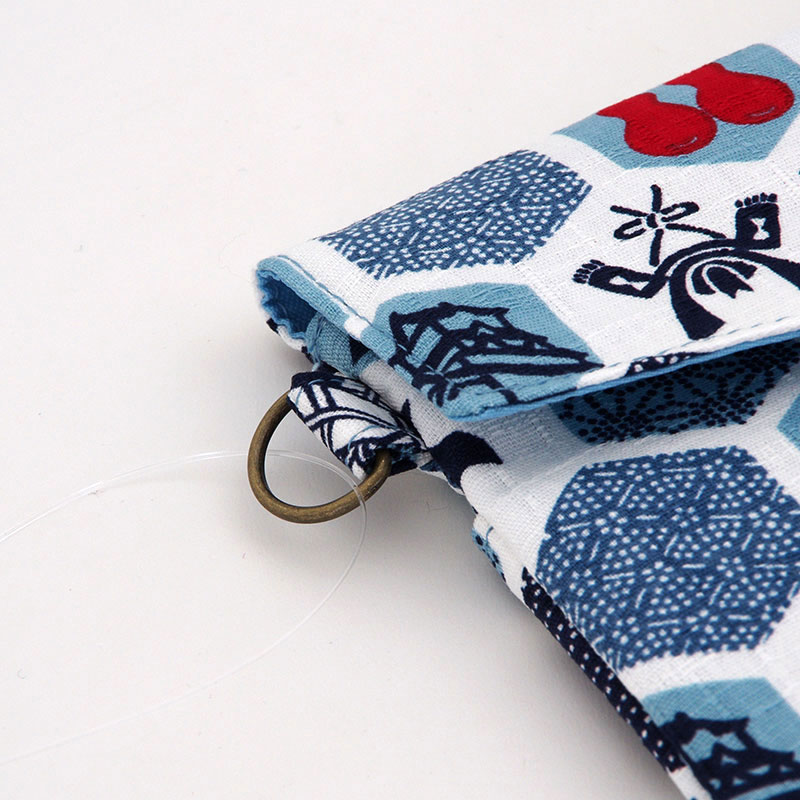 《ネコポス送料無料》【ショルダーストラップ対応】御朱印帳袋(御朱印帳ポーチ) /亀甲家紋和柄