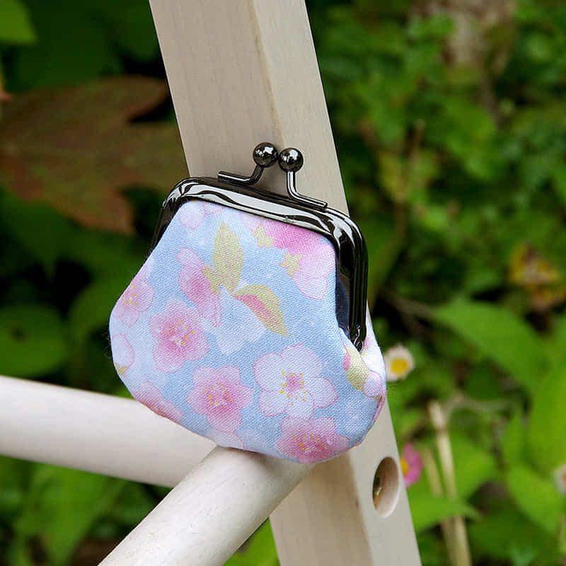 お賽銭用がま口財布/ふんわり桜(水色)