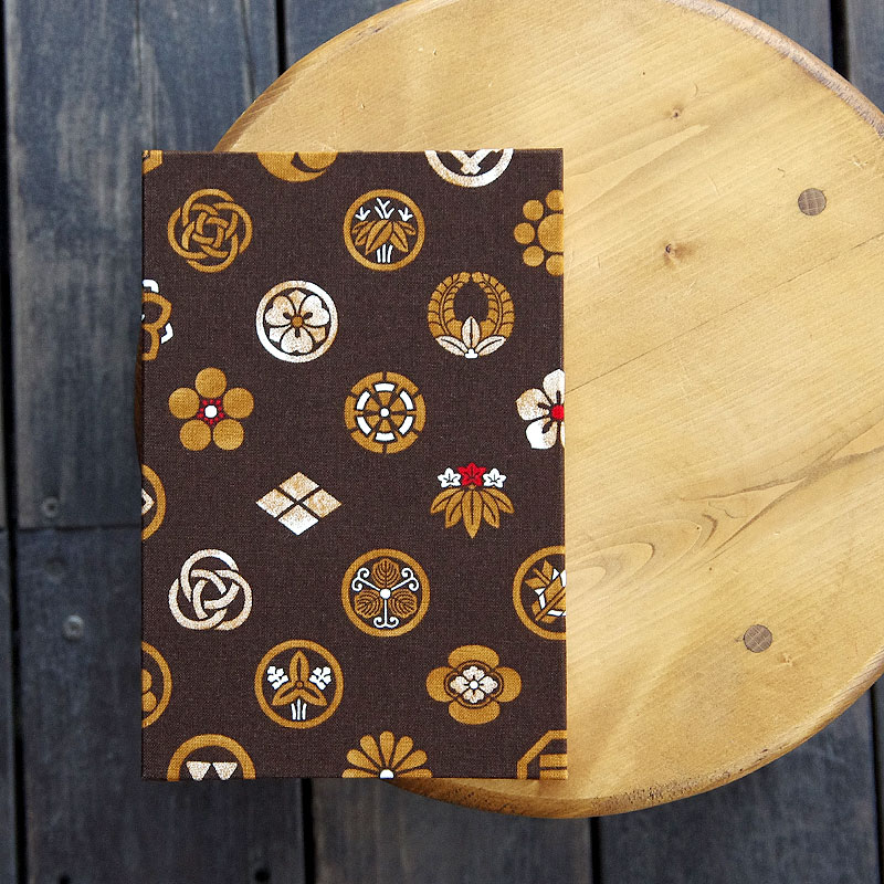 《ネコポス送料無料》 大判 御朱印帳(納経帳) 色付き家紋 蛇腹タイプ