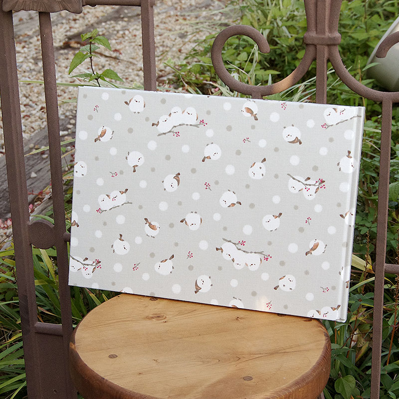 《ネコポス送料無料》 書き置き御朱印専用/見開きサイズ御朱印ホルダー/シマエナガと赤い実(ピンク/水色/グレー)