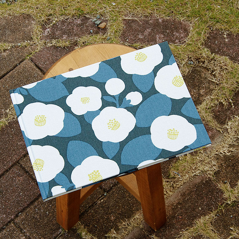 《ネコポス送料無料》 書き置き御朱印専用/見開きサイズ御朱印ホルダー/大柄つばき