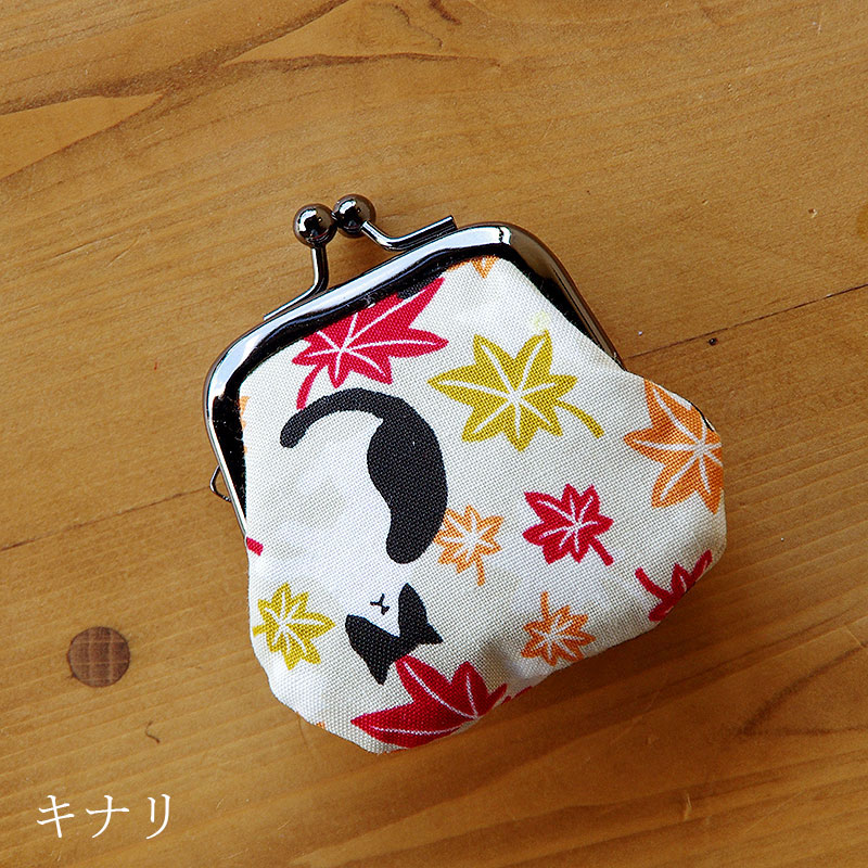 お賽銭用がま口/ ハチワレ猫紅葉(ピンク/キナリ)
