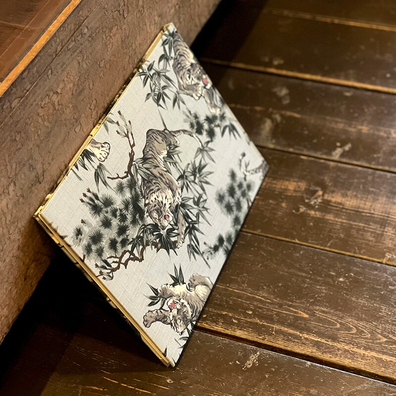 【書置き御朱印専用】 【見開きサイズ】御朱印ホルダー/虎と笹松(グレー)【ネコポス送料無料】