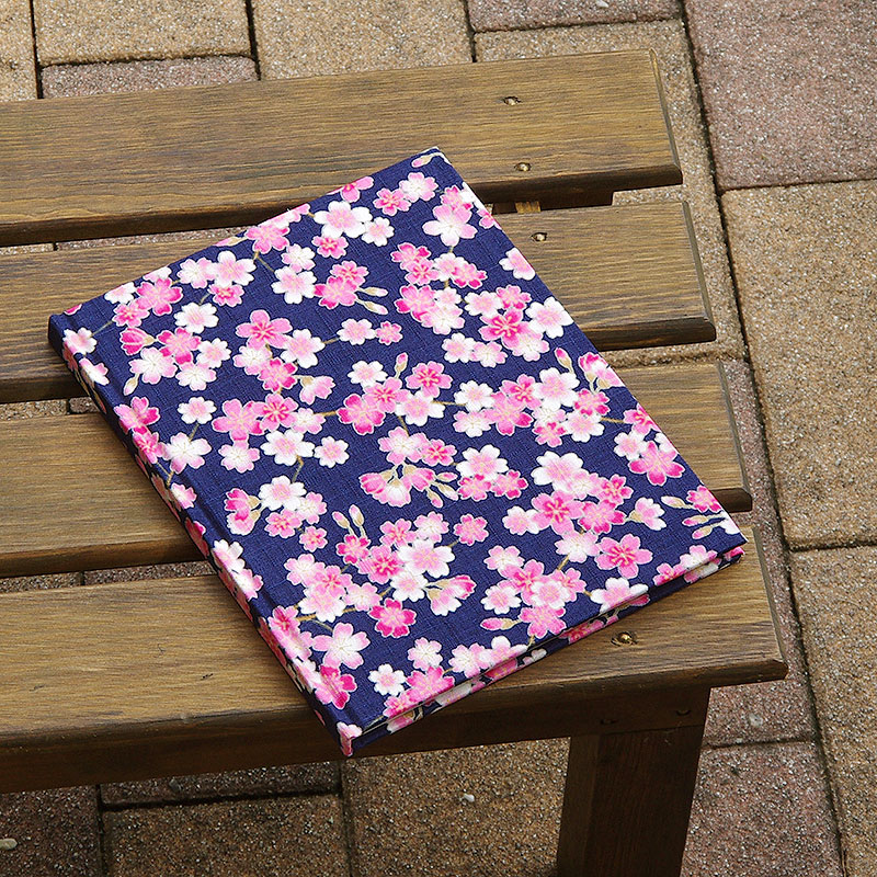 《ネコポス送料無料》 【書き置き御朱印専用】御朱印ホルダー/桜雲(キナリ/紺)