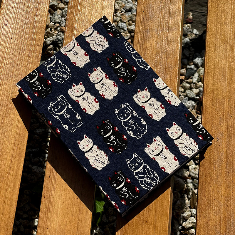 【三十三ヶ所納経帖】まねき猫(紺)ビニールカバー付 表題ラベル付 大判 蛇腹 /ネコポス送料無料