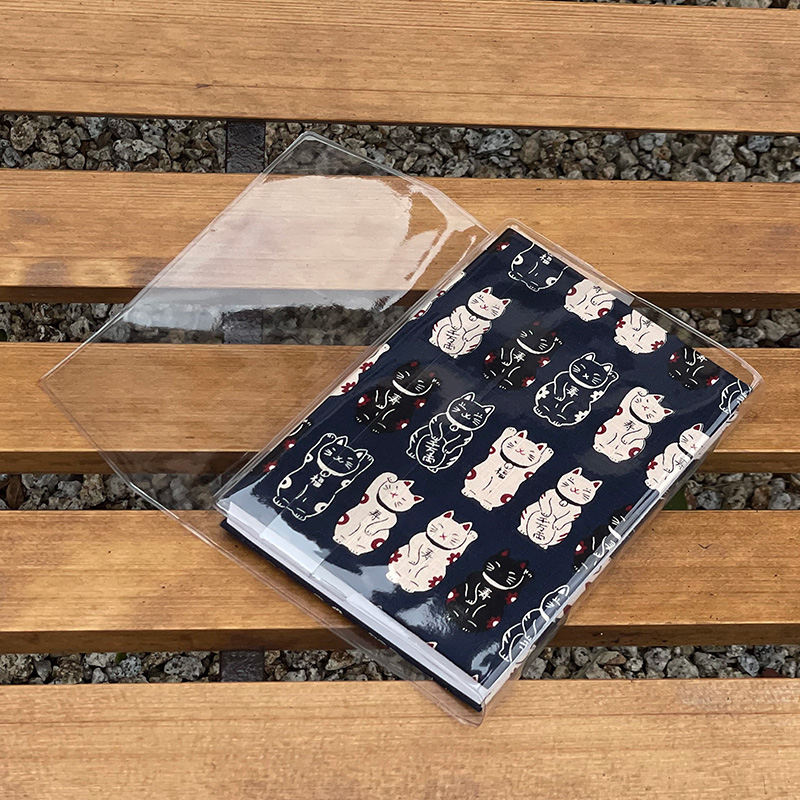 【三十三ヶ所納経帖】まねき猫(紺)ビニールカバー付 表題ラベル付 大判 蛇腹 /ネコポス送料無料